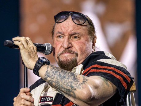 Deák Bill Gyula titkos slágere: ő szerezte a mulatós nótát